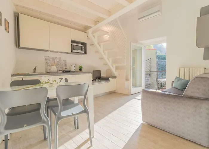 Pretty アパート ヴァレンナ